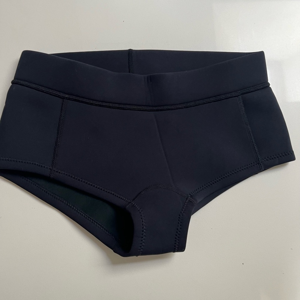 Patagonia R1 Yulex Wetsuit Surf Short Size 10